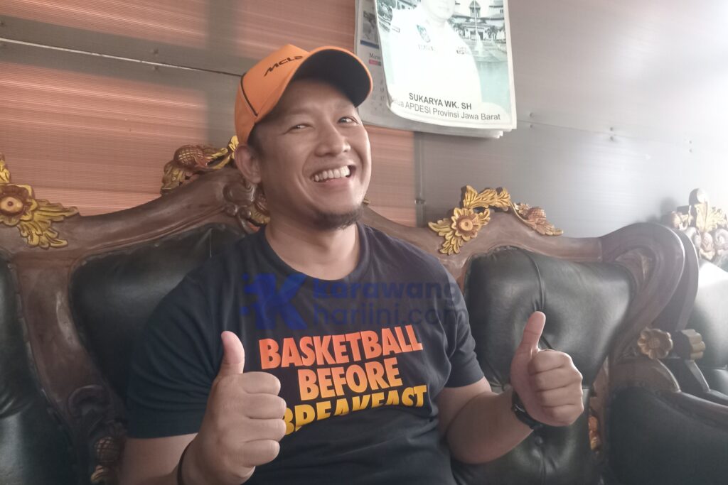 Caption: Kasus Diduga Rugikan Rp200 Juta Lebih Mandek? Kuasa Hukum Ketua DPD APDESI Jabar Desak Polres Karawang Bergerak Cepat